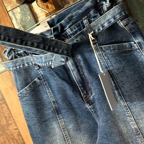 Verevet 27 blue wash paper-bag top jeans with belt - Picture 7 of 16